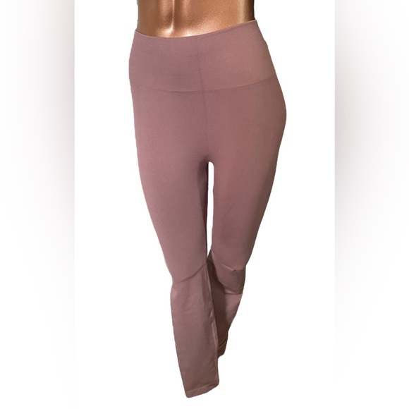 “Live To Lift” Leggings - Picture 2 of 9